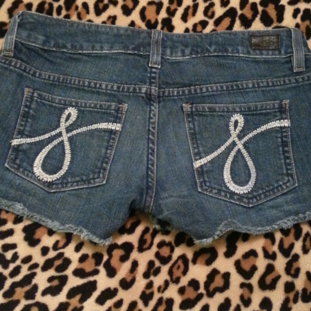 - Y2K🍉Juicy shorts